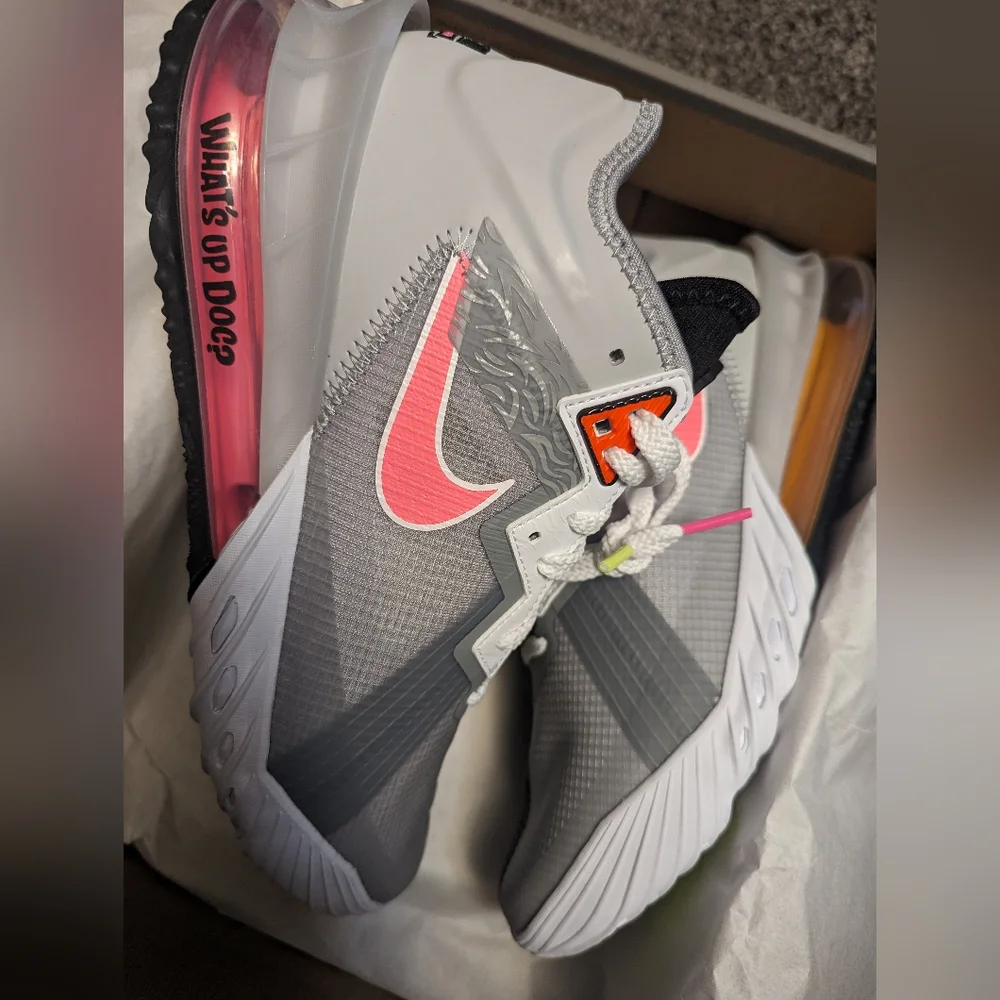 Nike sneakers - Picture 3 of 13